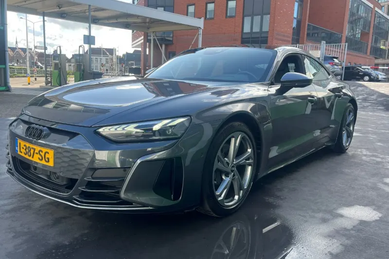 Audi e-tron GT (2021)