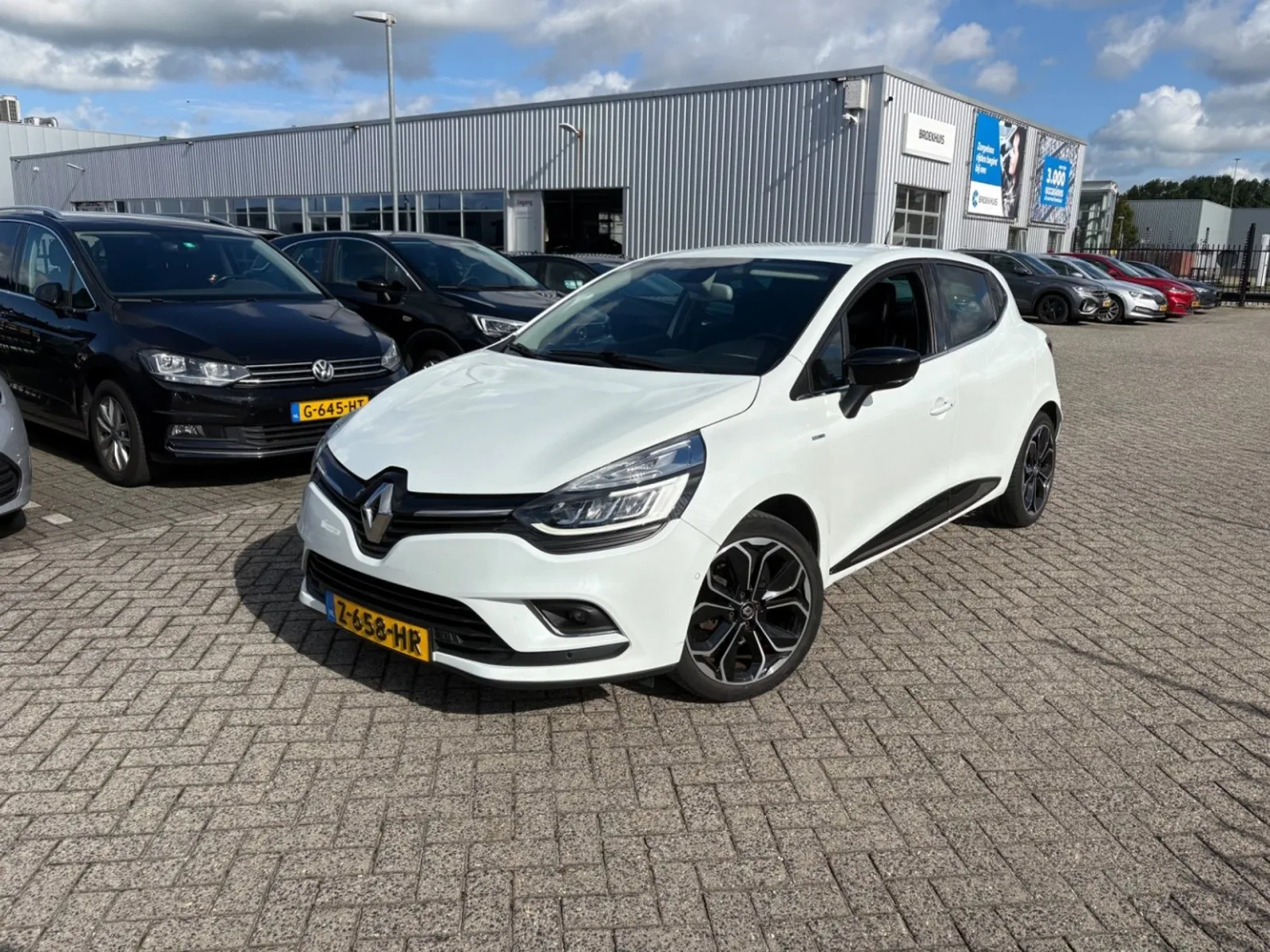 Renault Clio (2019) — foto 1