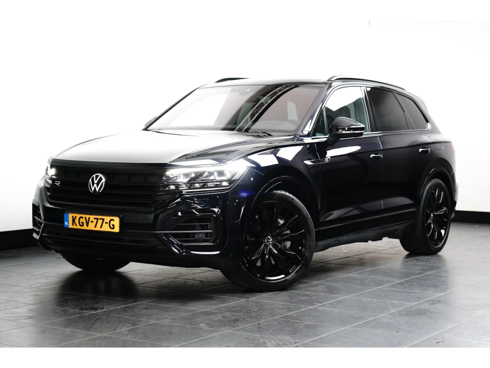 Volkswagen Touareg (2020) — foto 1