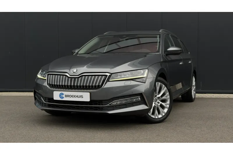 Škoda Superb (2022)