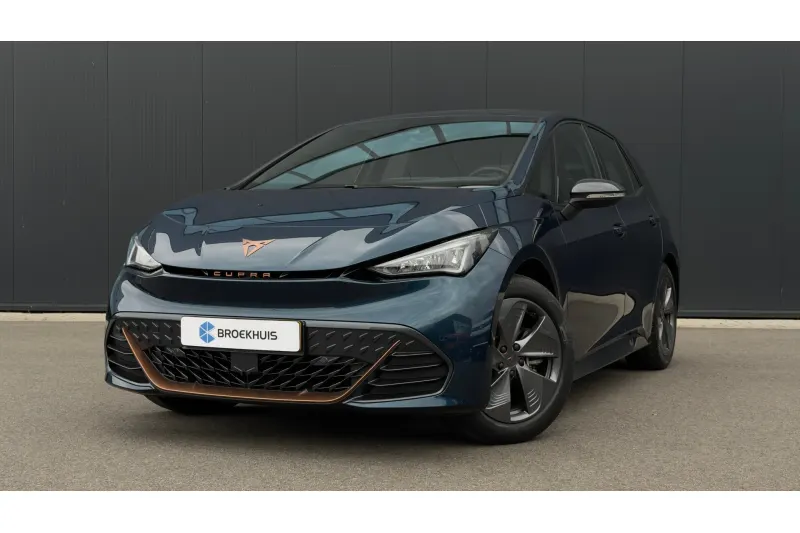 CUPRA Born (2023)