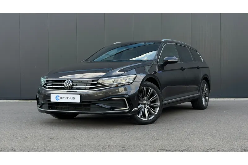 Volkswagen Passat (2022)