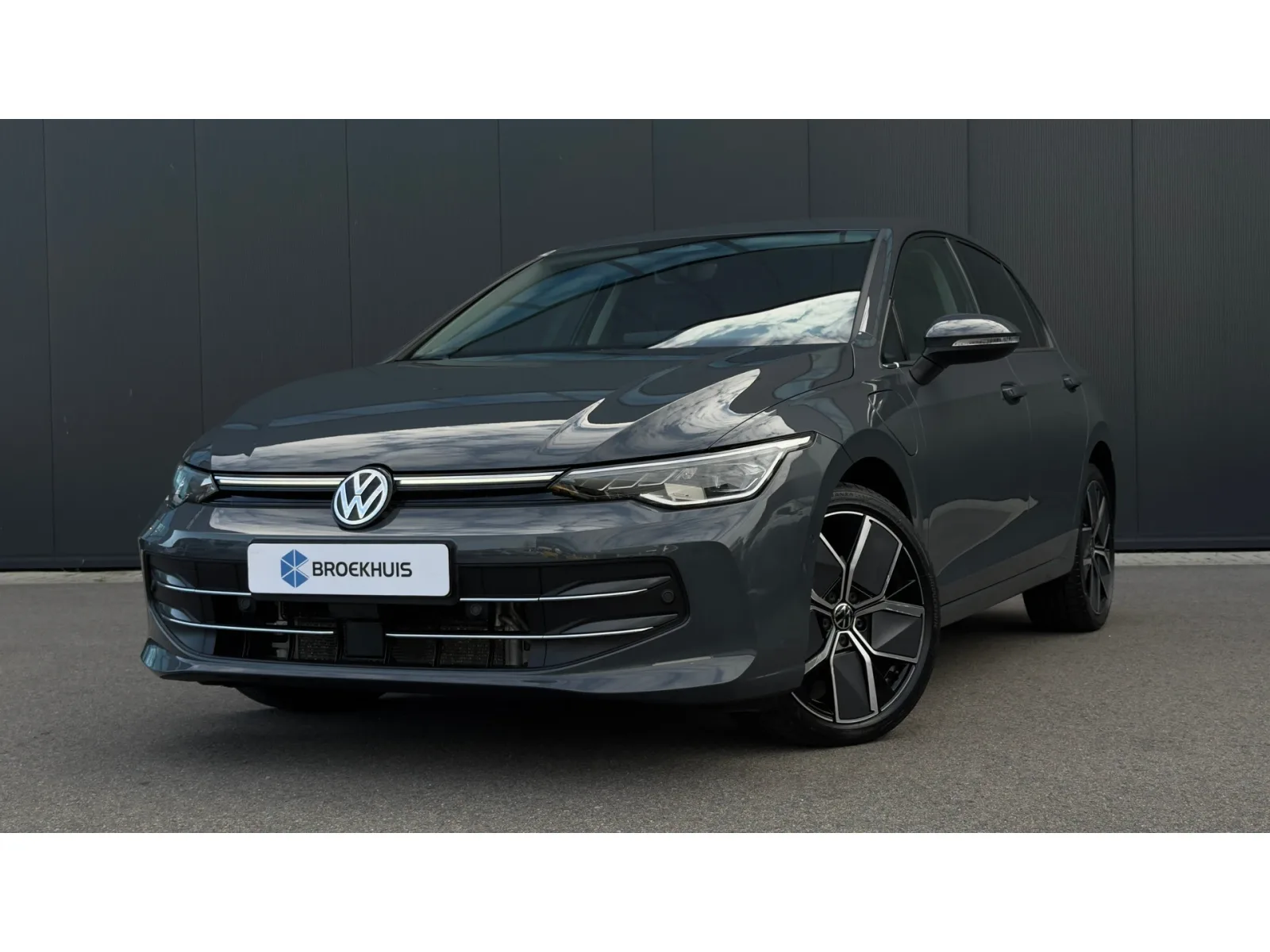 Volkswagen Golf (2026) — foto 1