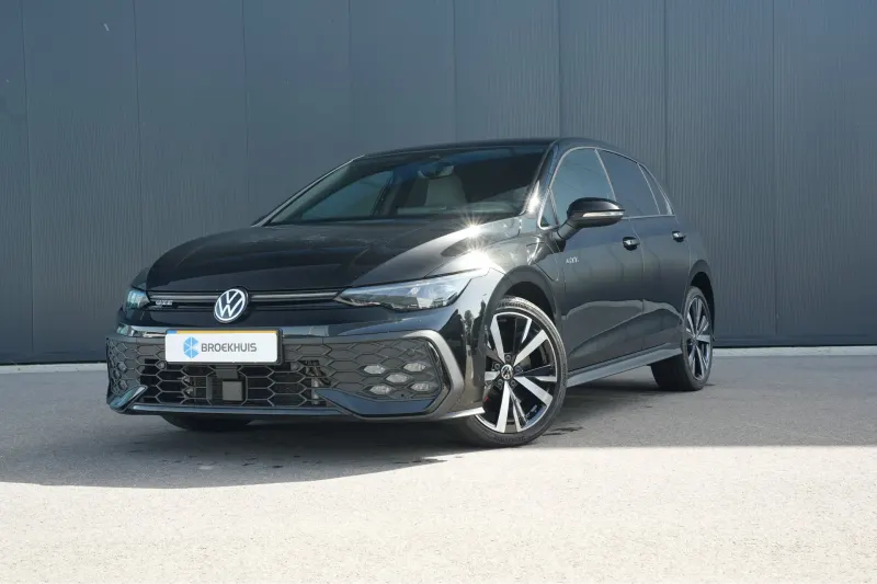 Volkswagen Golf (2025)