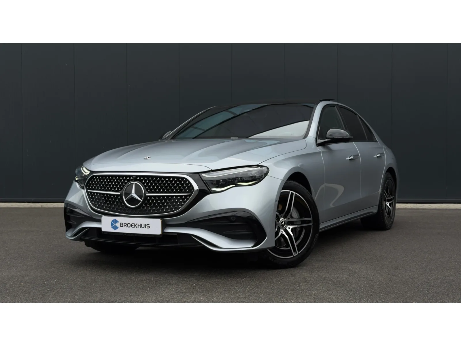 Mercedes-Benz E-Klasse (2024) — foto 1