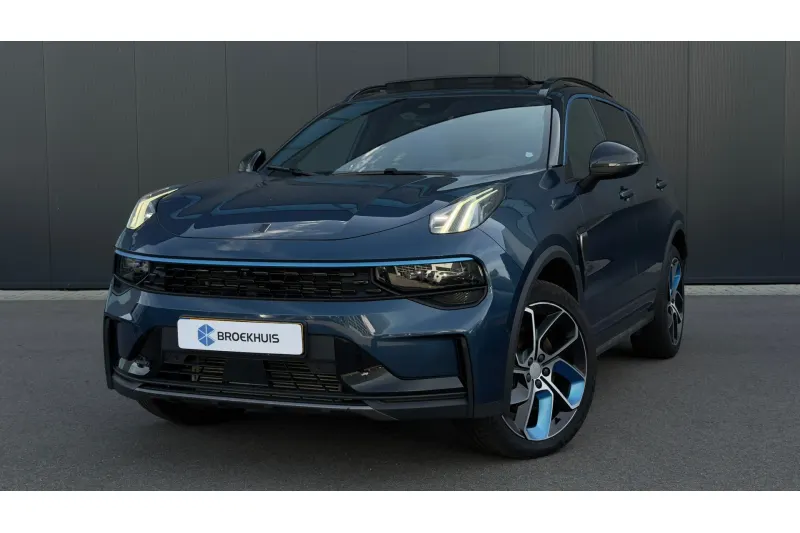 Lynk & Co 01 (2024)