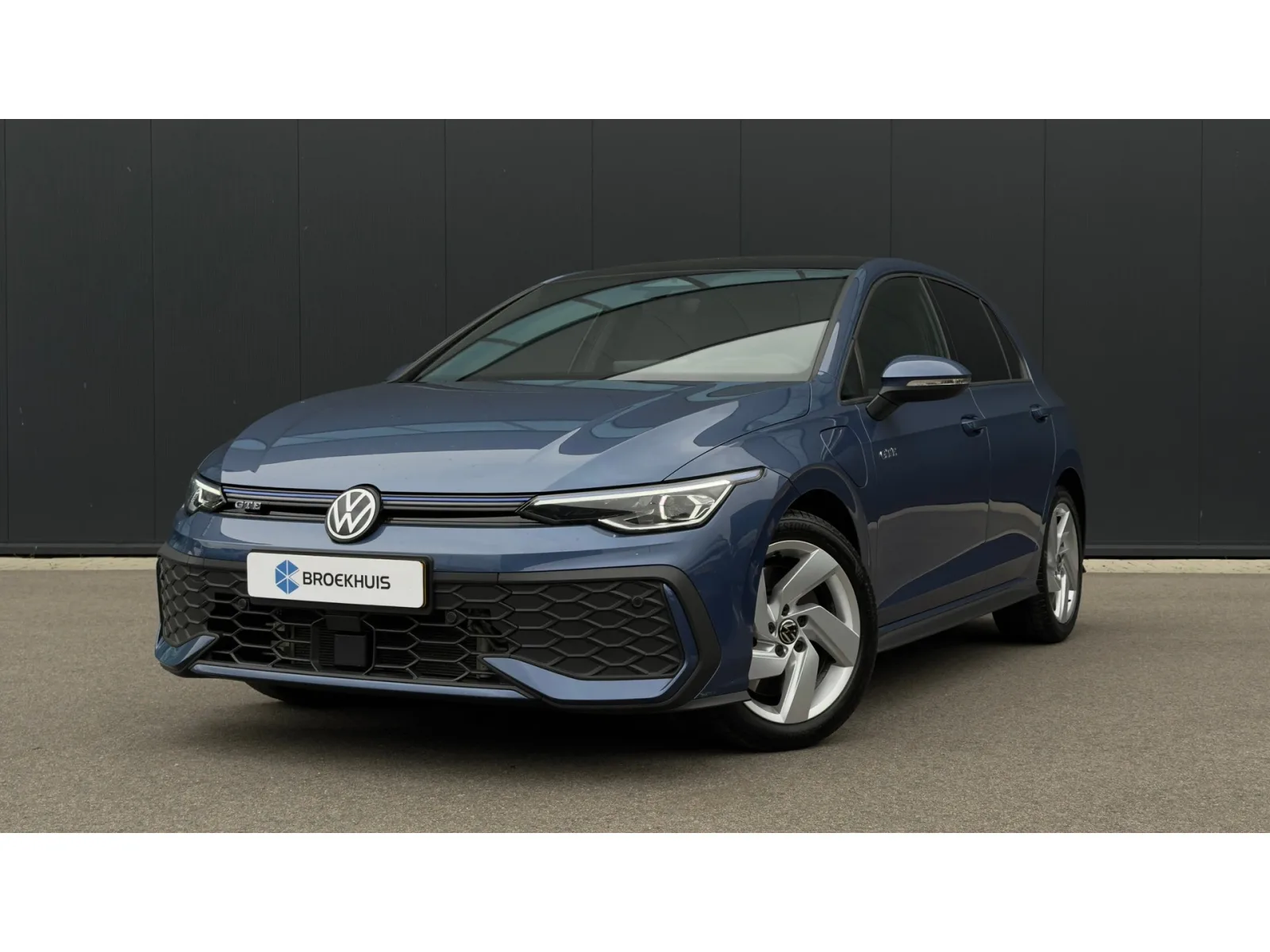 Volkswagen Golf (2026) — foto 1