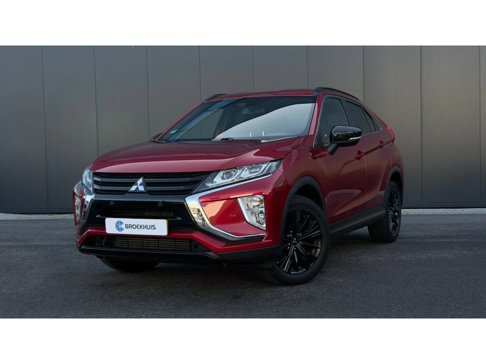Mitsubishi Eclipse Cross (2020) — foto 1