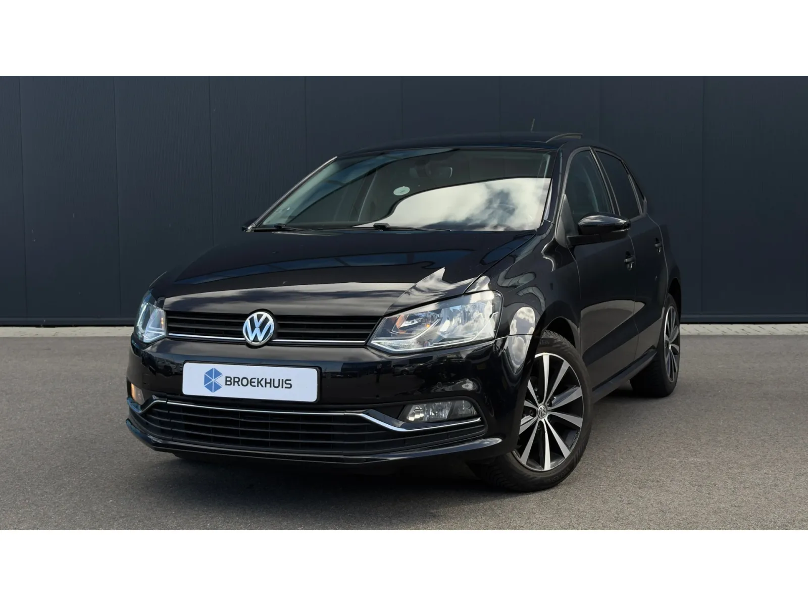 Volkswagen Polo (2017) — foto 1