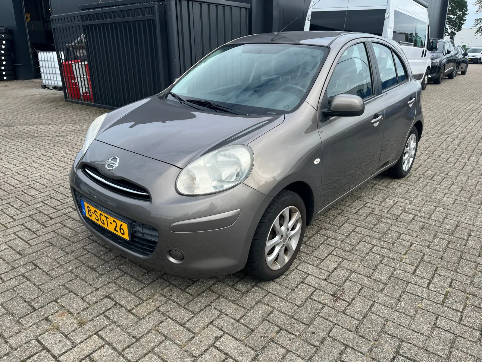 Nissan Micra (2013) — foto 1