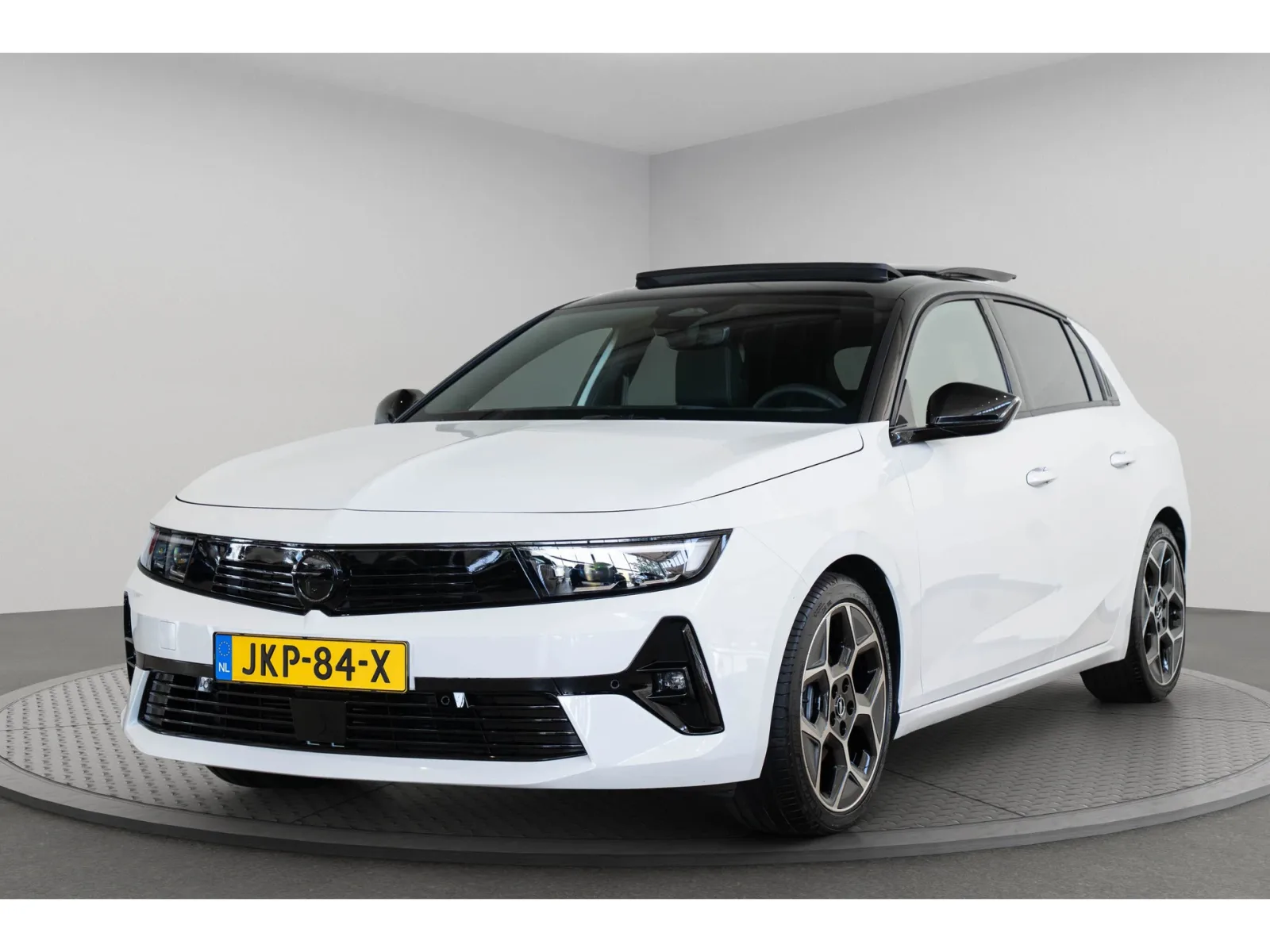 Opel Astra (2025) — foto 1