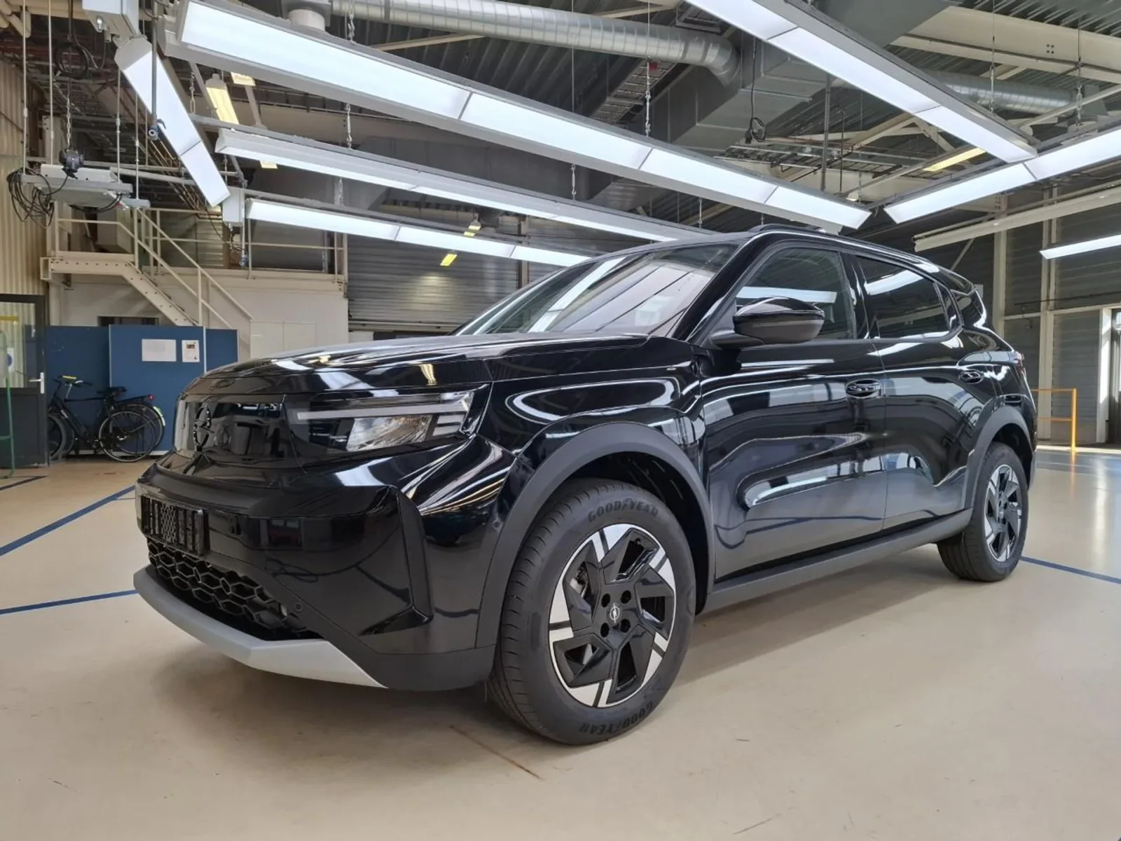 Opel Frontera (2025) — foto 1