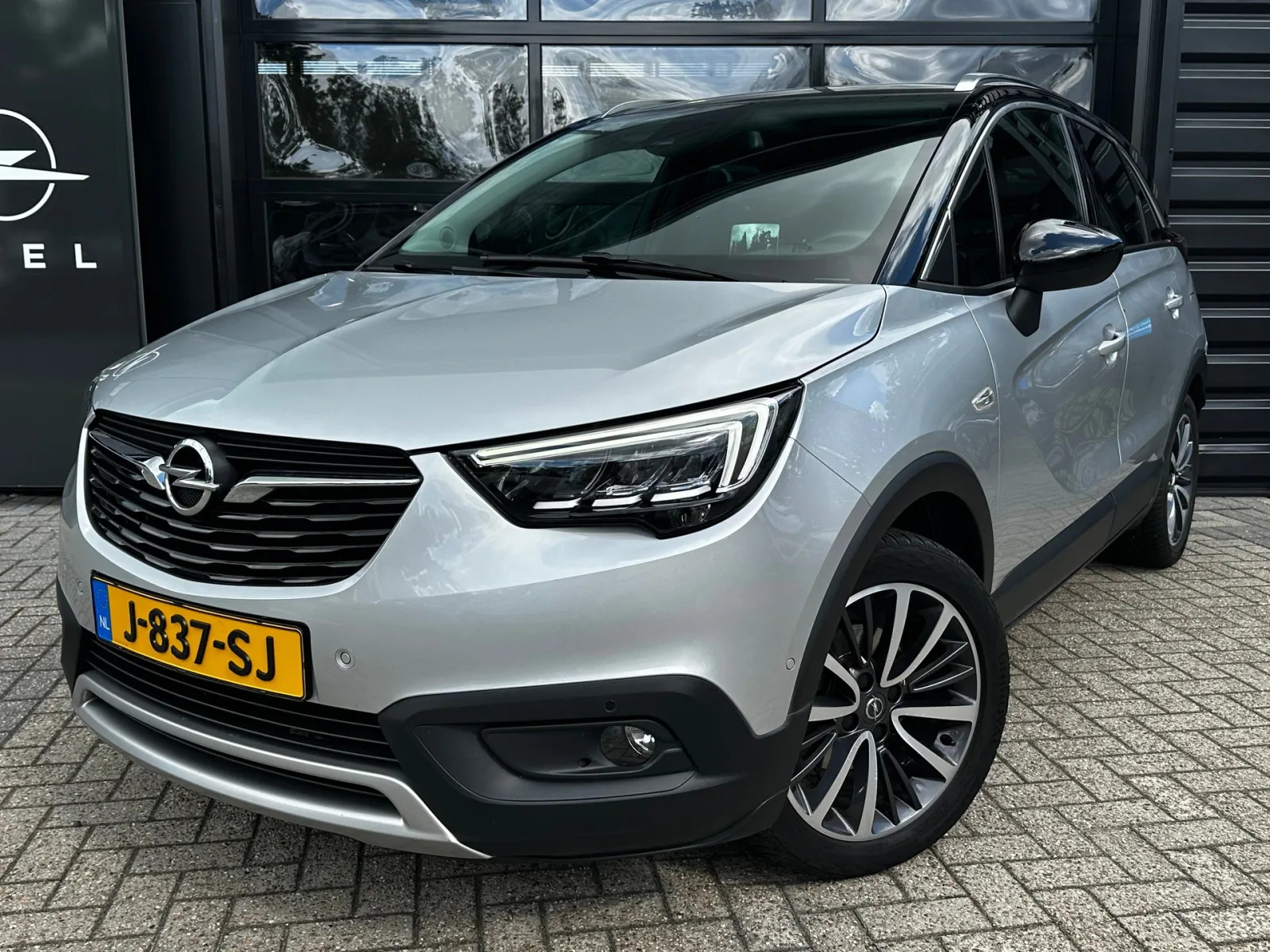 Opel Crossland (2018) — foto 1