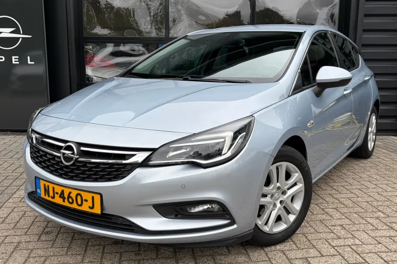 Opel Astra (2017)