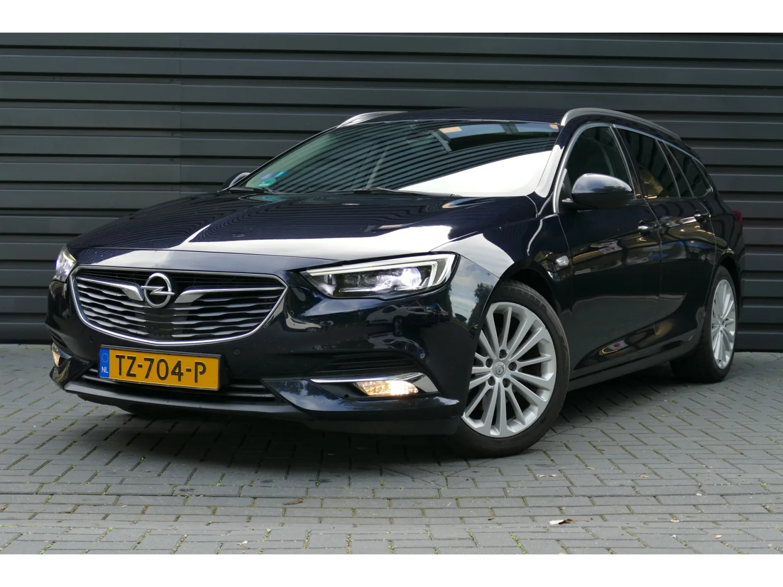 Opel Insignia (2017) — foto 1