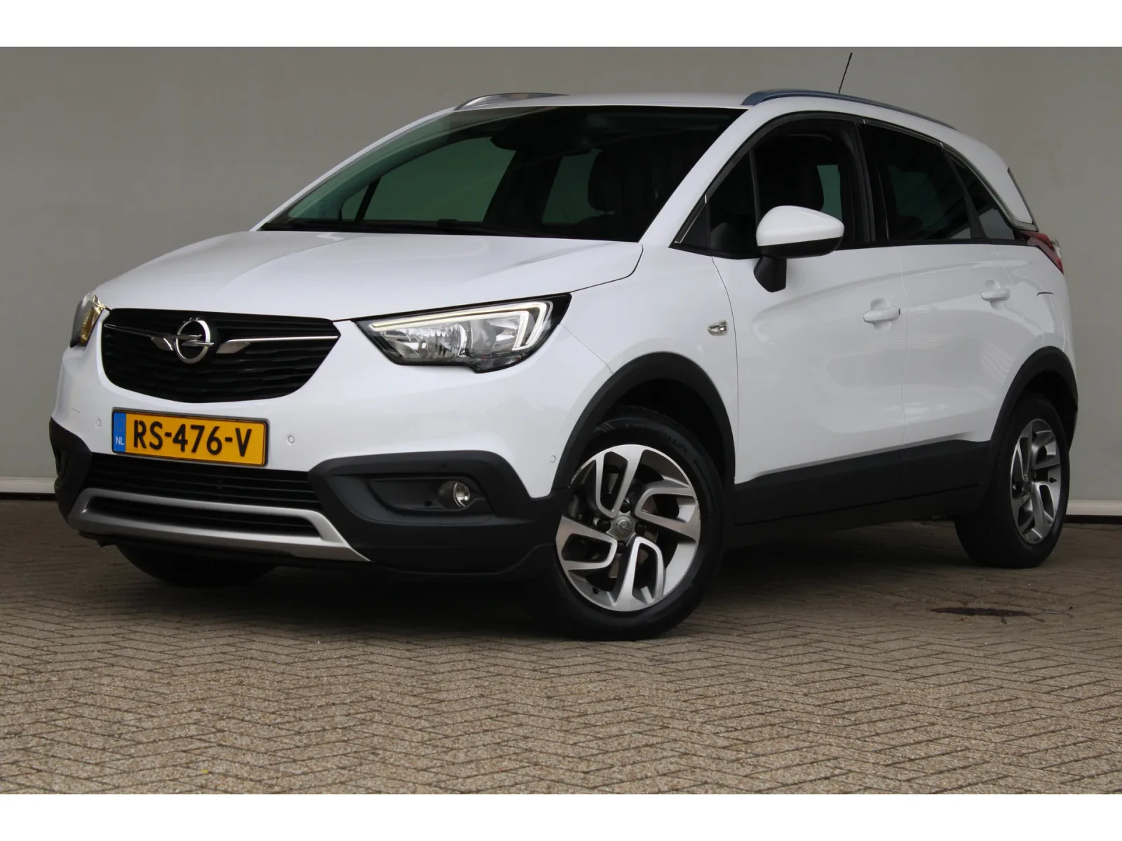Opel Crossland (2018) — foto 1