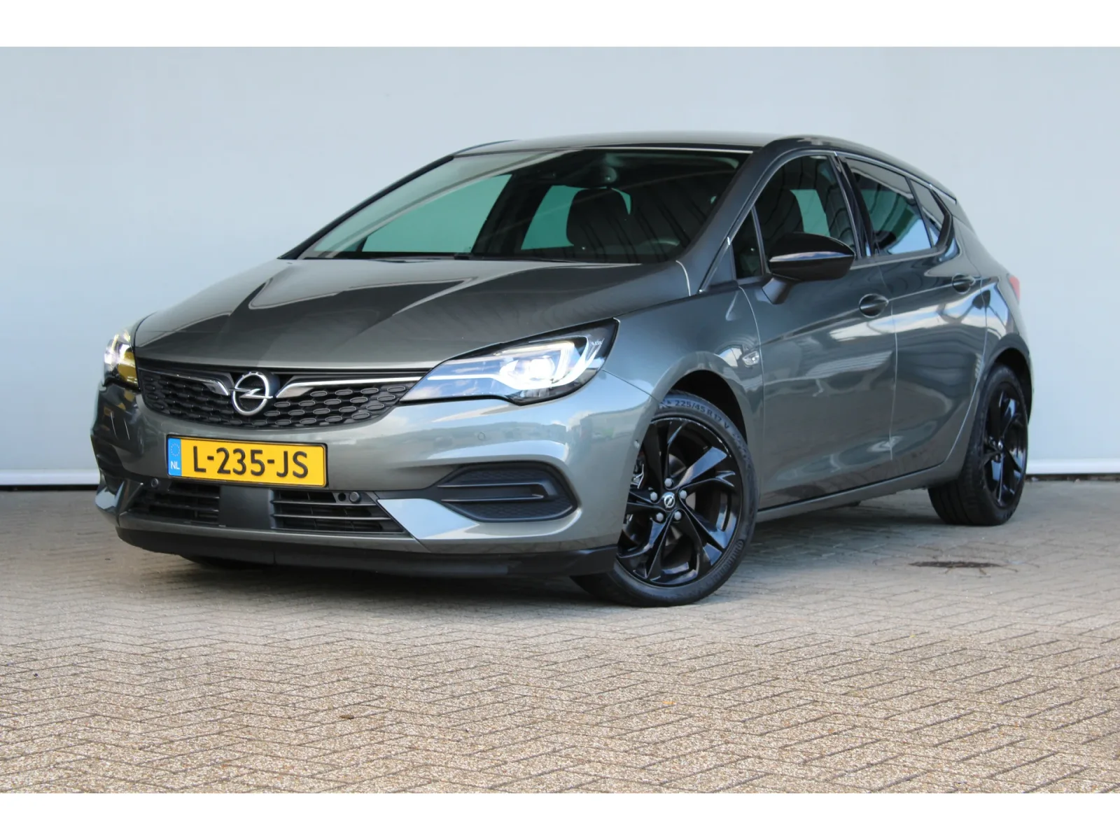 Opel Astra (2021) — foto 1