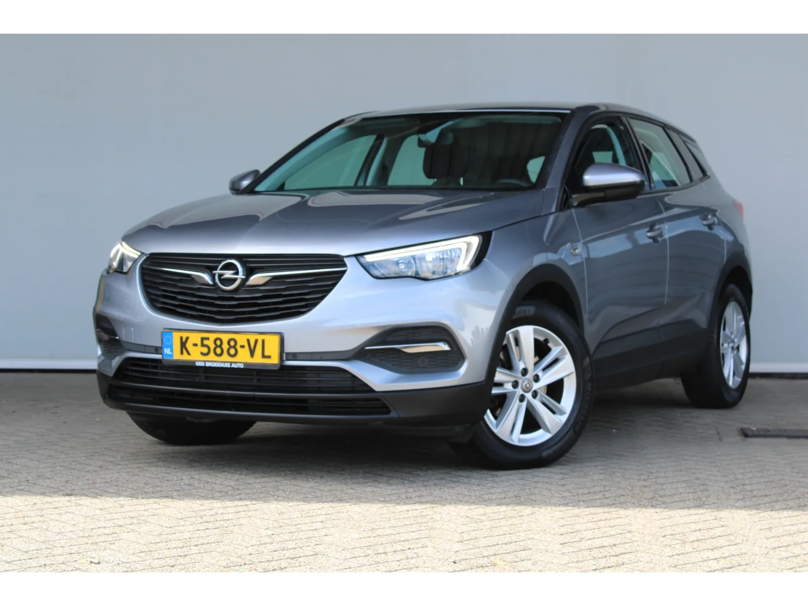 Opel Grandland (2019) — foto 1
