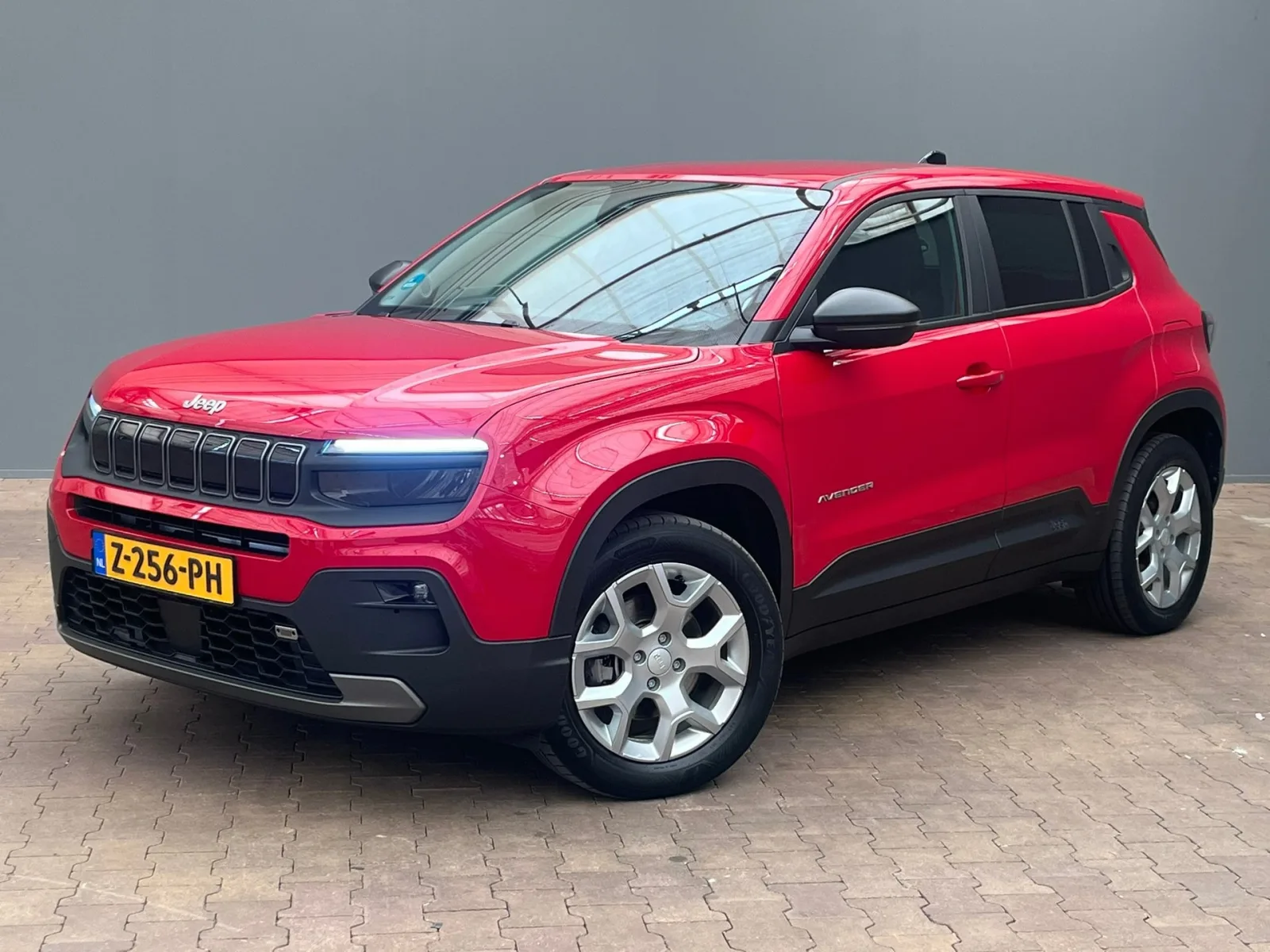 Jeep Avenger (2024) — foto 1