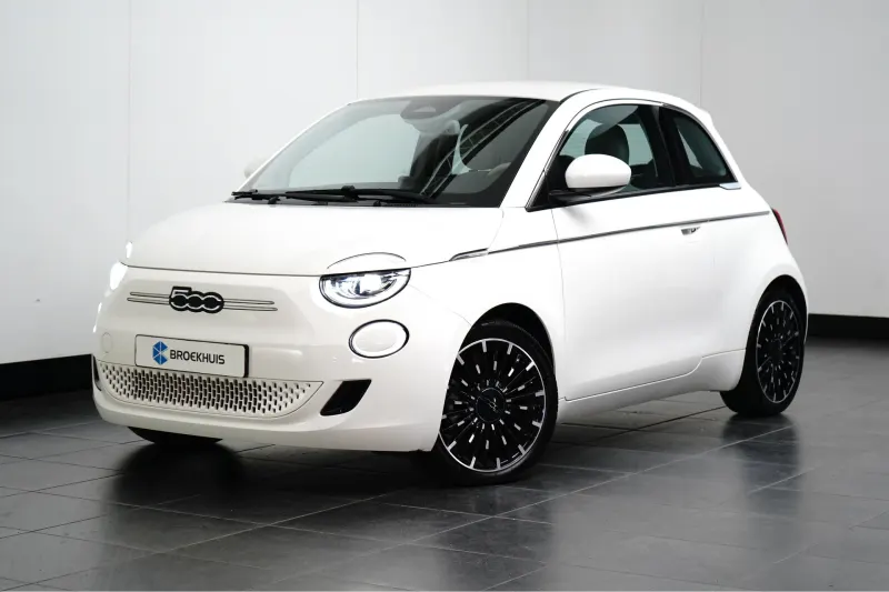 Fiat 500 (2022)