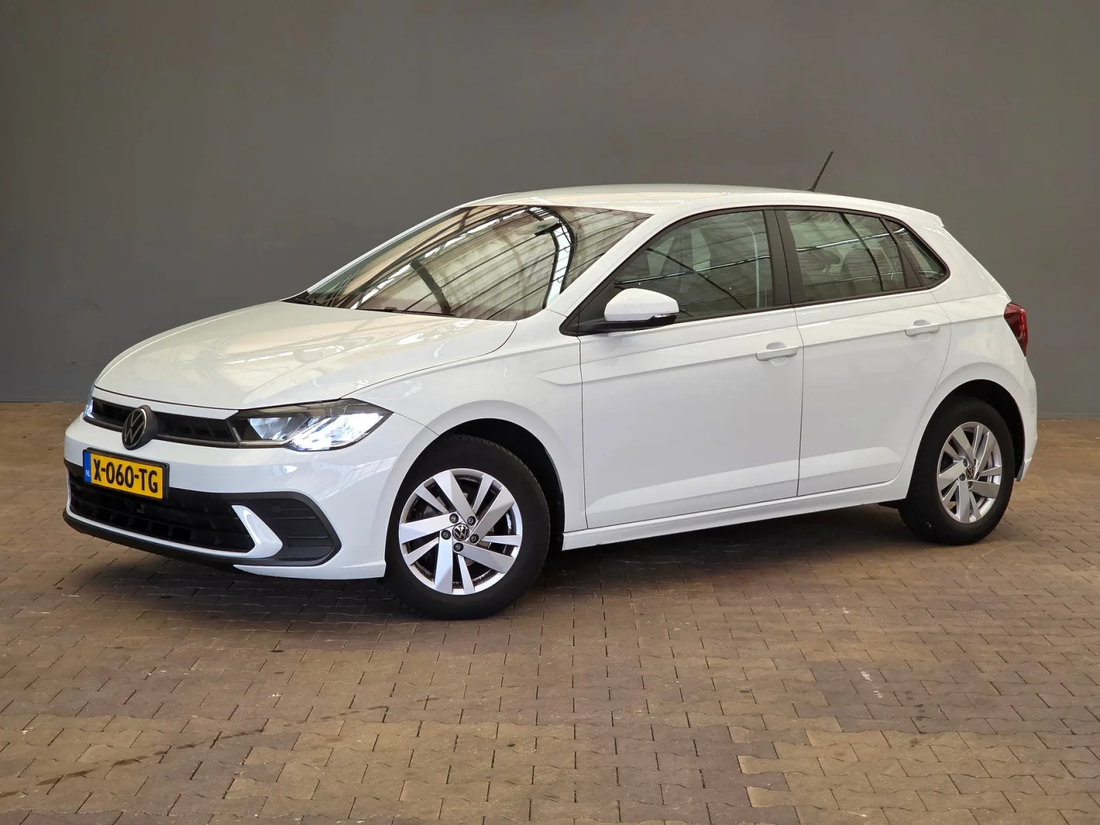 Volkswagen Polo (2022) — foto 1