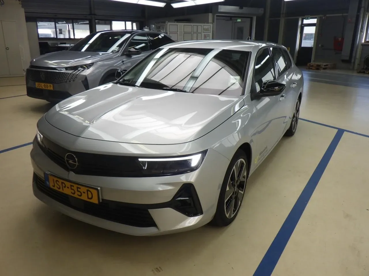 Opel Astra (2025) — foto 1