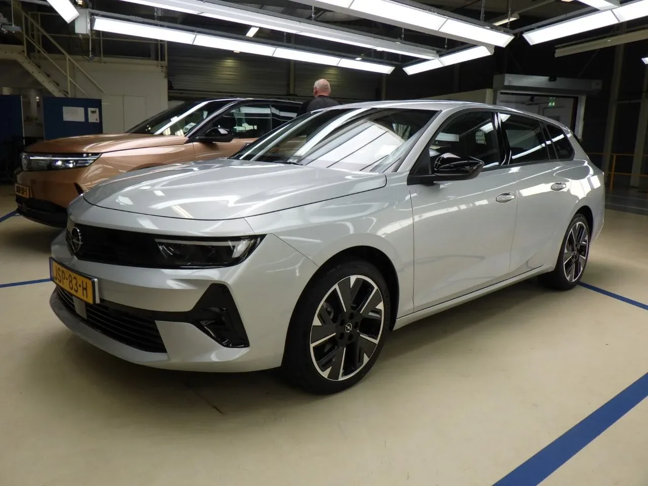 Opel Astra (2025) — foto 1