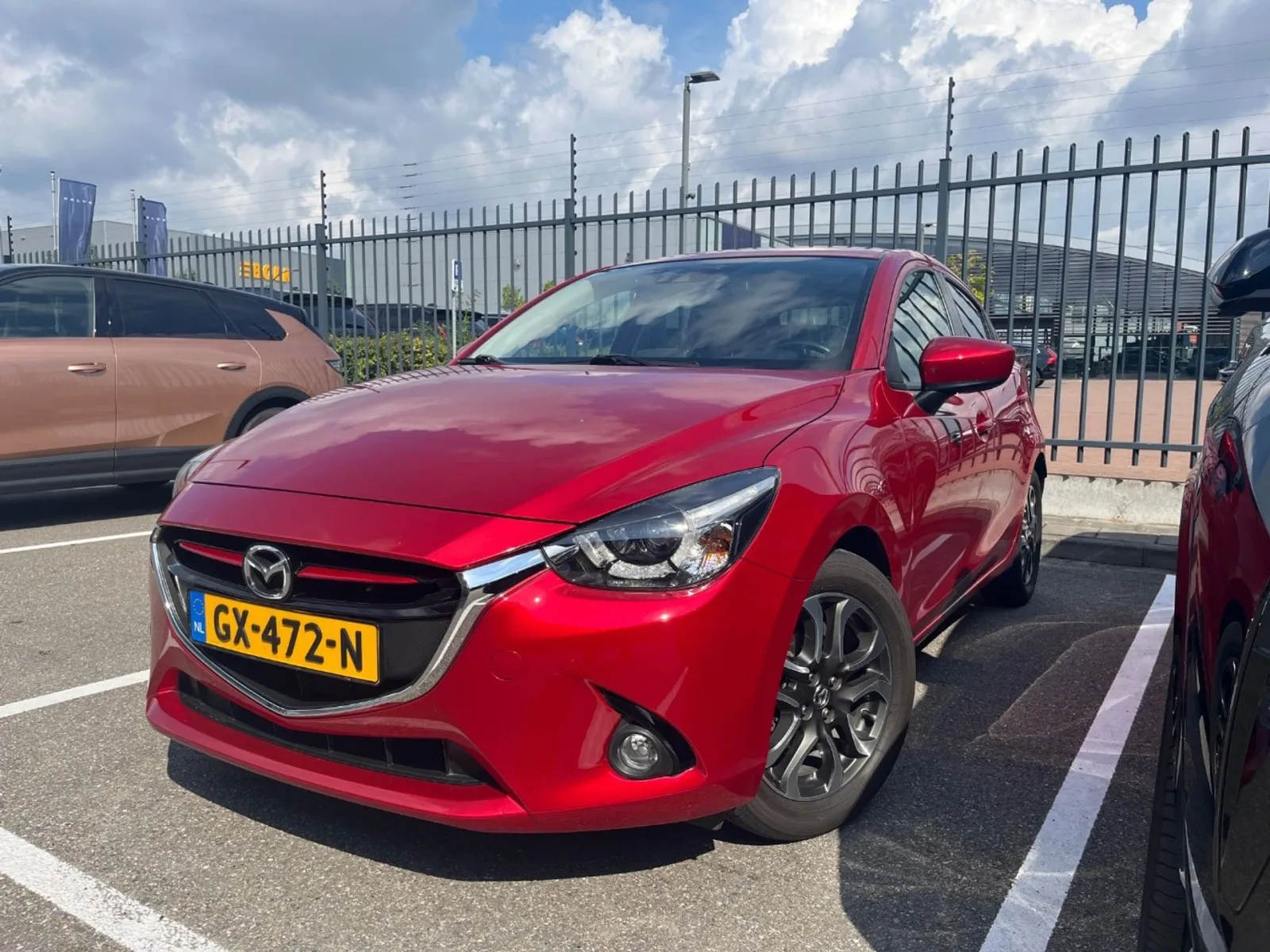 Mazda 2 (2015) — foto 1