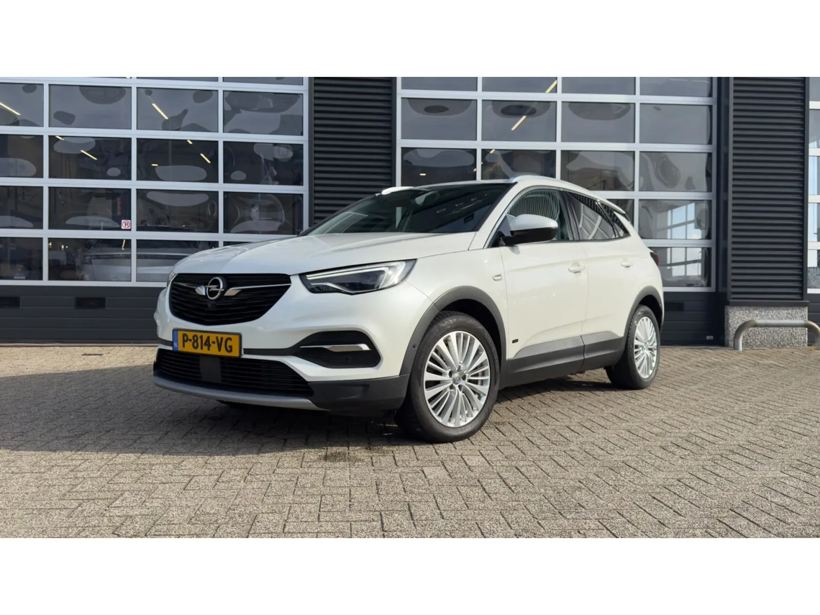 Opel Grandland (2021) — foto 1