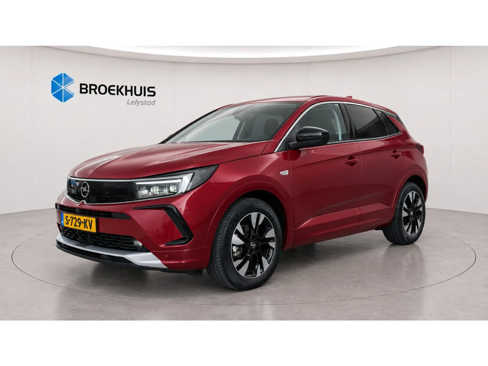 Opel Grandland (2023) — foto 1