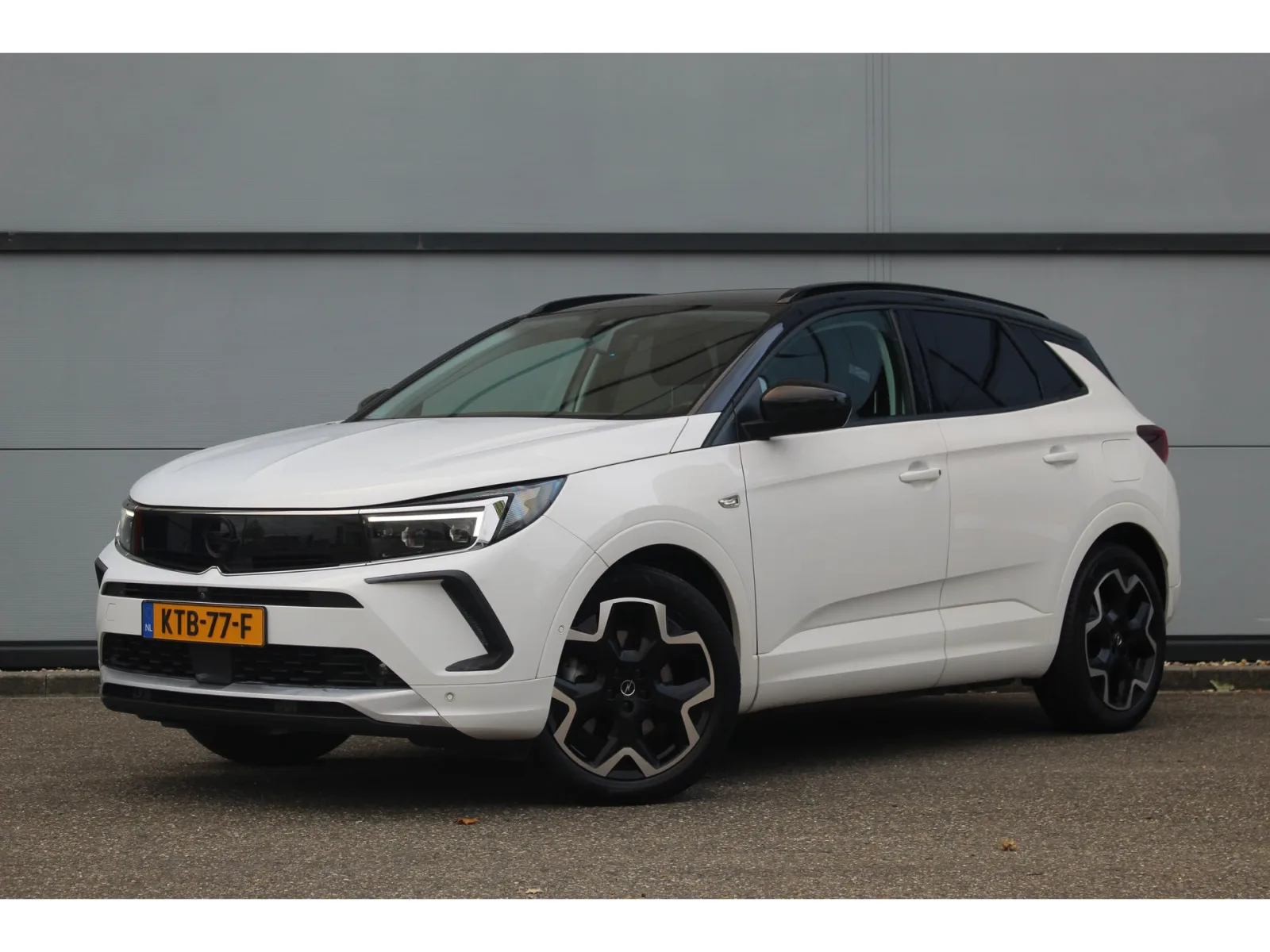 Opel Grandland (2022) — foto 1