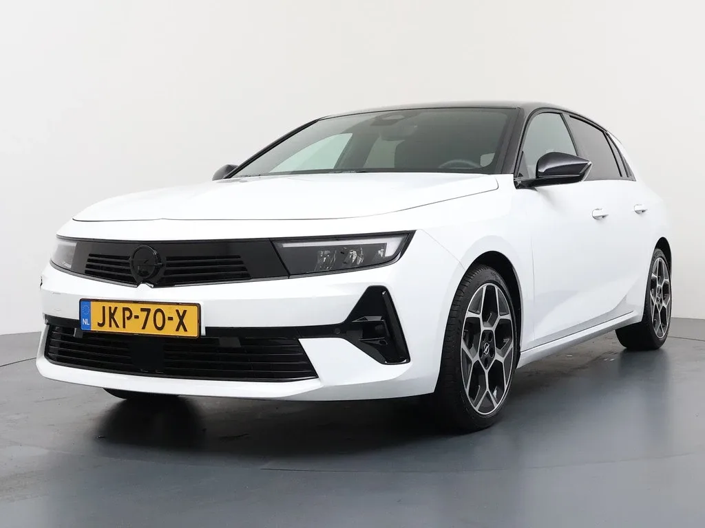 Opel Astra (2025) — foto 1