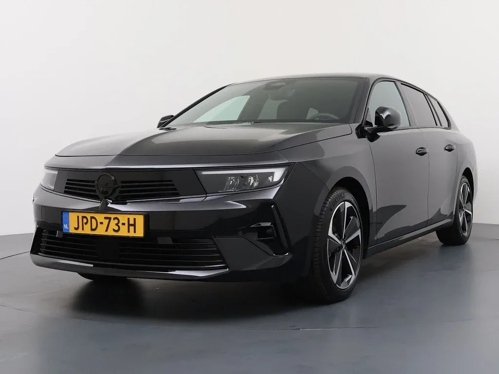 Opel Astra (2025) — foto 1
