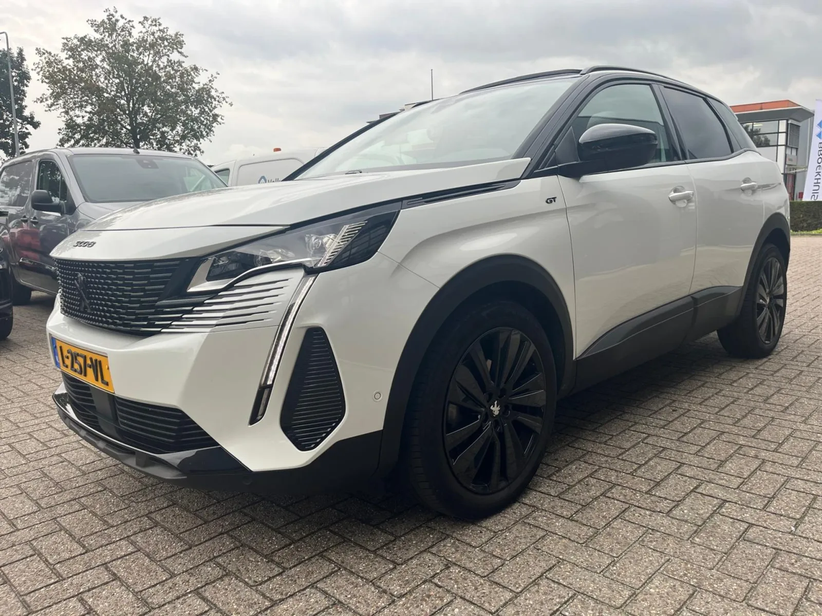 Peugeot 3008 (2021) — foto 1