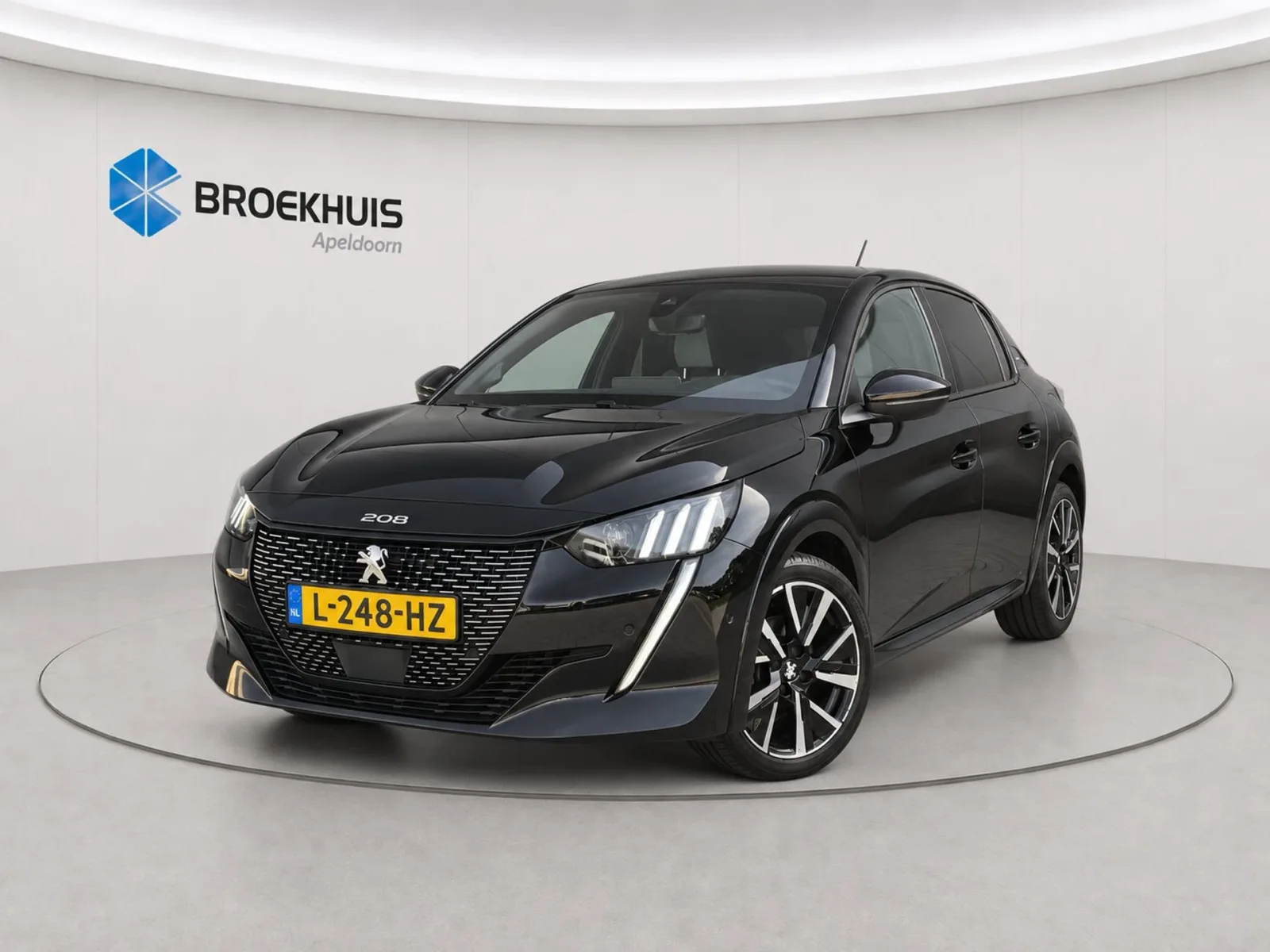 Peugeot 208 (2021) — foto 1