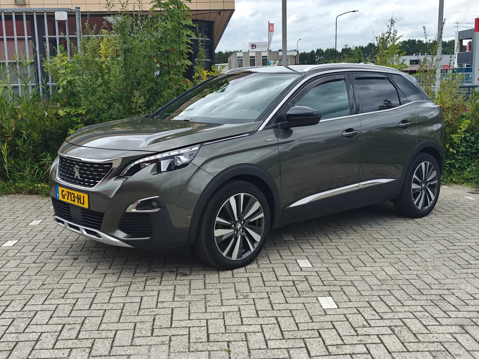 Peugeot 3008 (2019) — foto 1