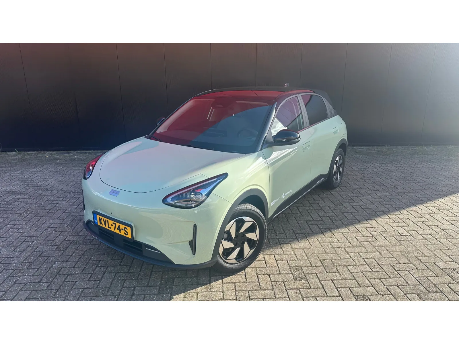 Geely E2 (2026) — foto 1