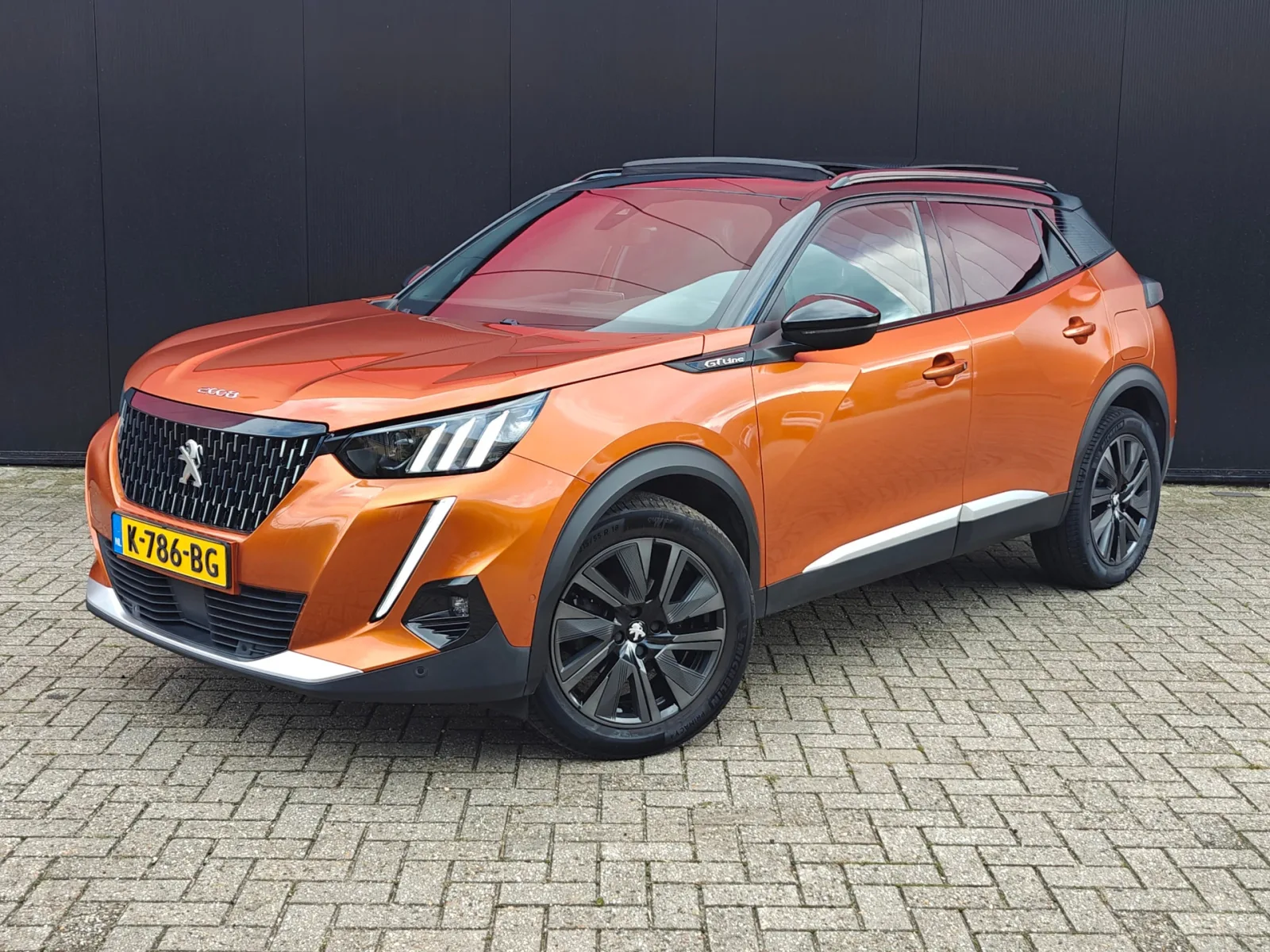 Peugeot 2008 (2020) — foto 1