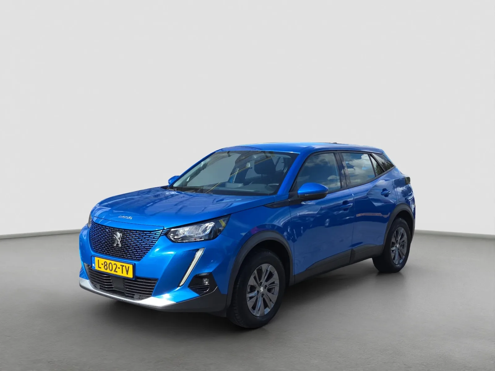 Peugeot e-2008 (2021) — foto 1