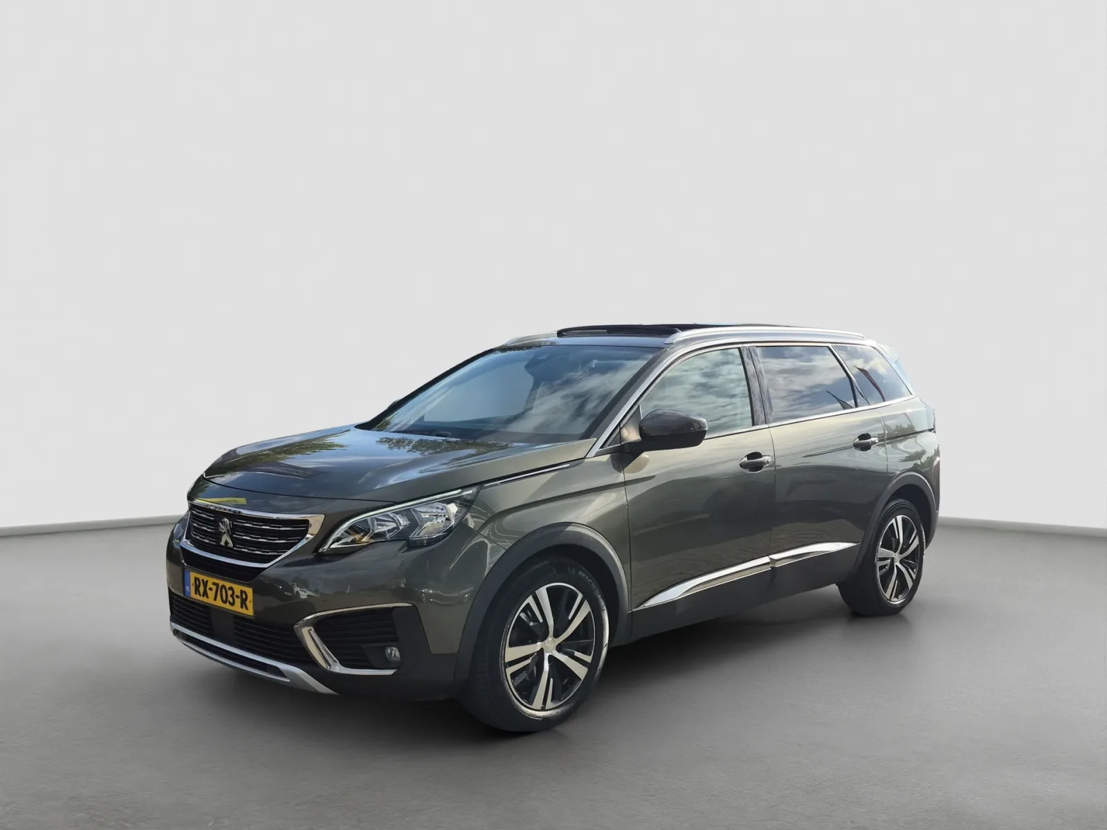 Peugeot 5008 (2018) — foto 1
