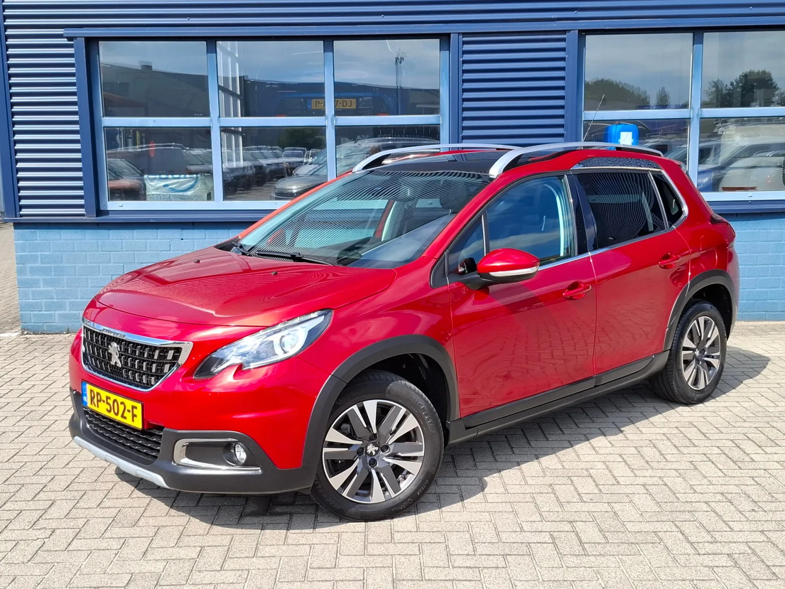 Peugeot 2008 (2018) — foto 1