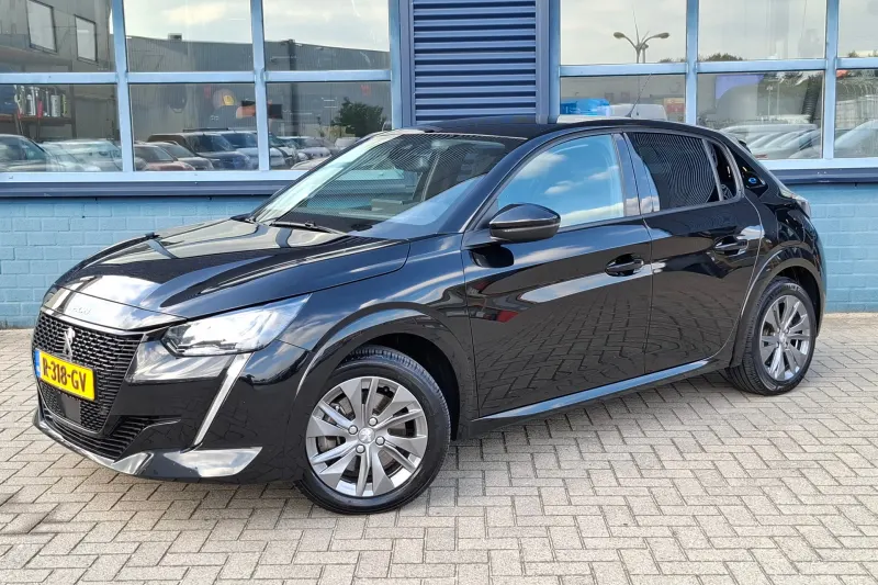 Peugeot e-208 (2022)