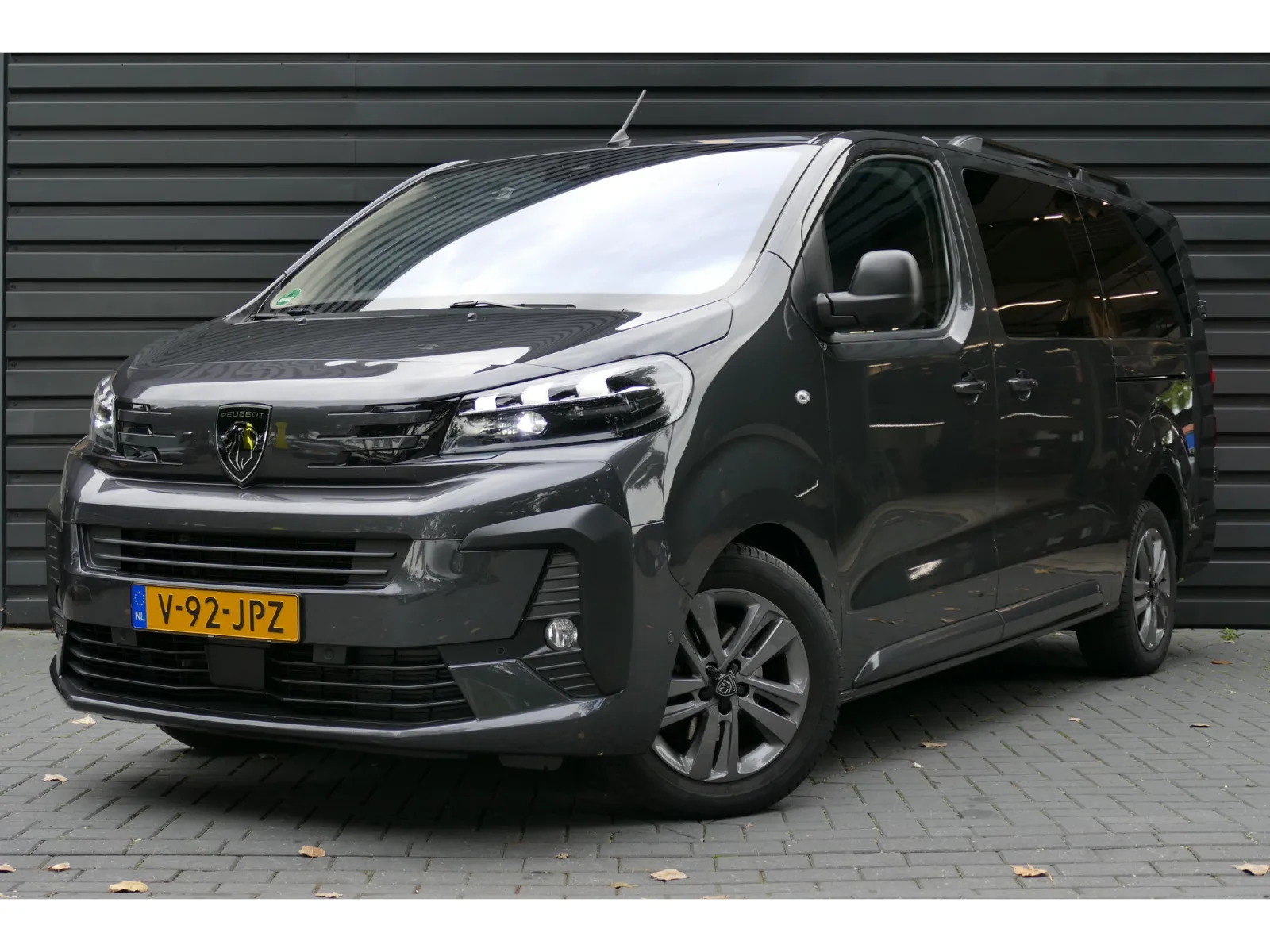 Peugeot Expert (2024) — foto 1