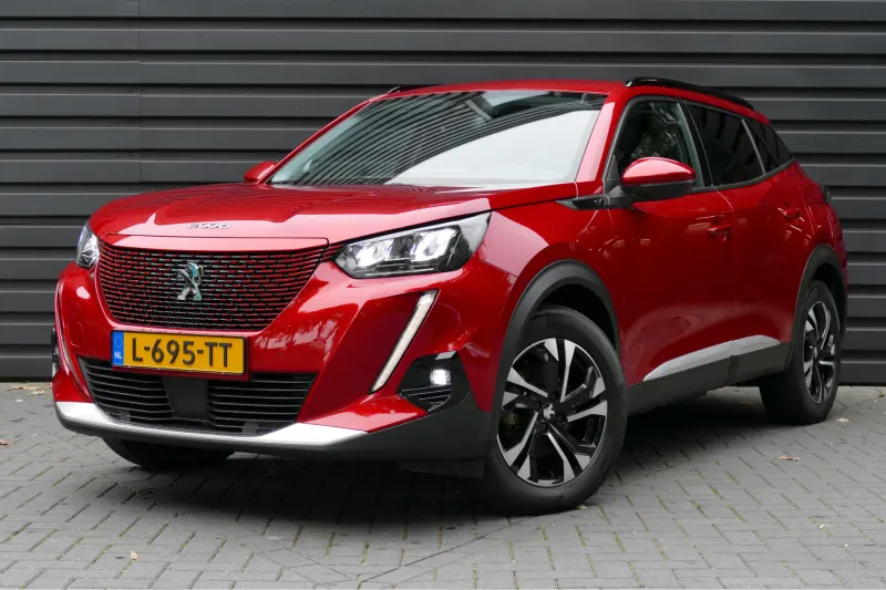 Peugeot e-2008 (2021)