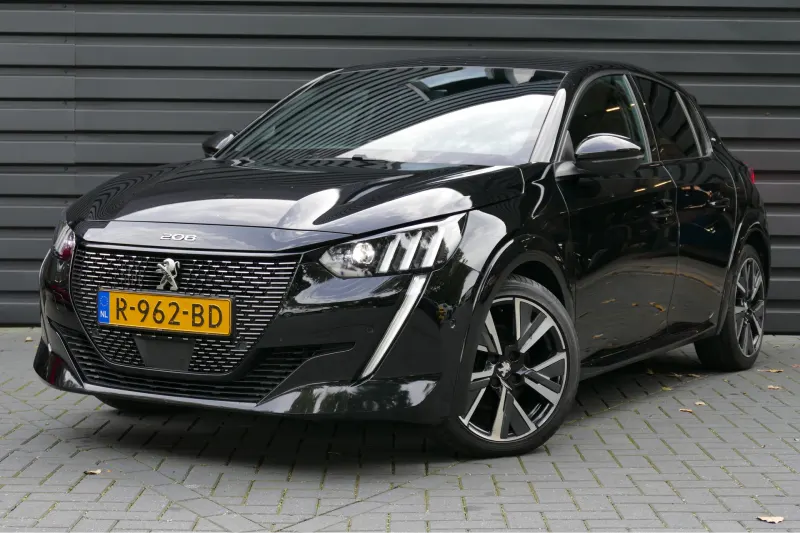 Peugeot 208 (2022)