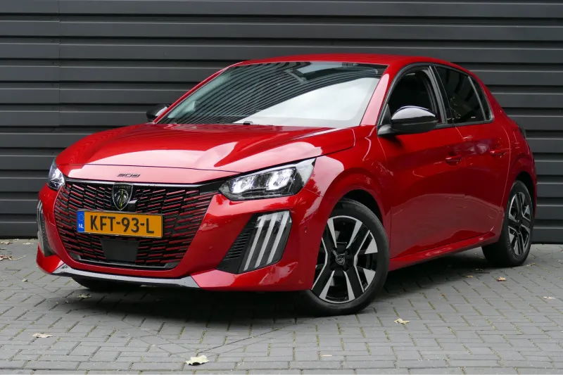Peugeot 208 (2024)