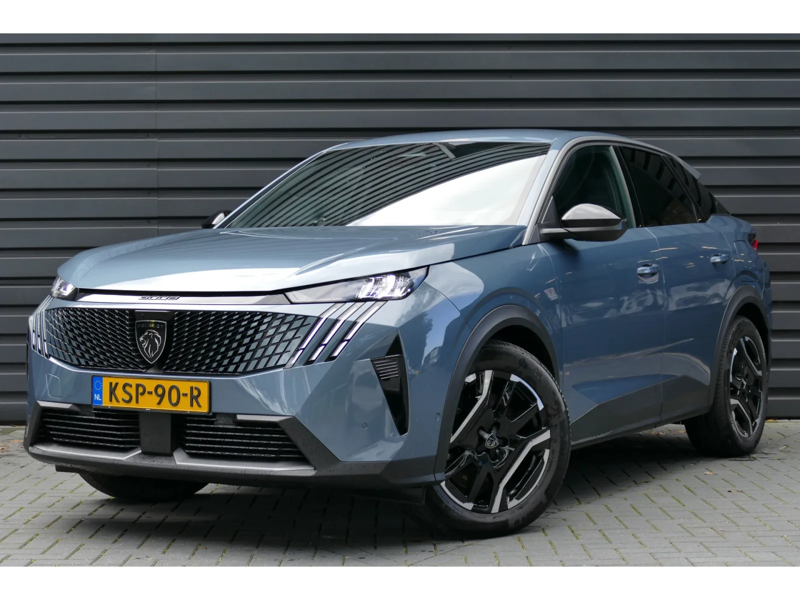 Peugeot e-3008 (2026) — foto 1