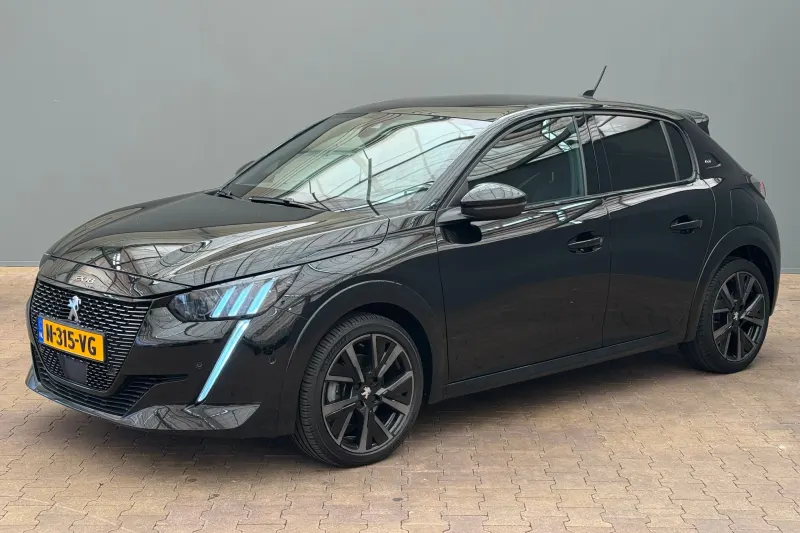 Peugeot 208 (2022)