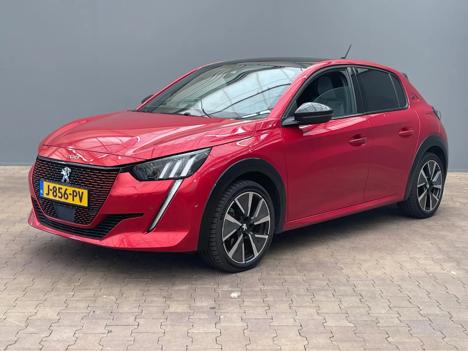 Peugeot e-208 (2020) — foto 1