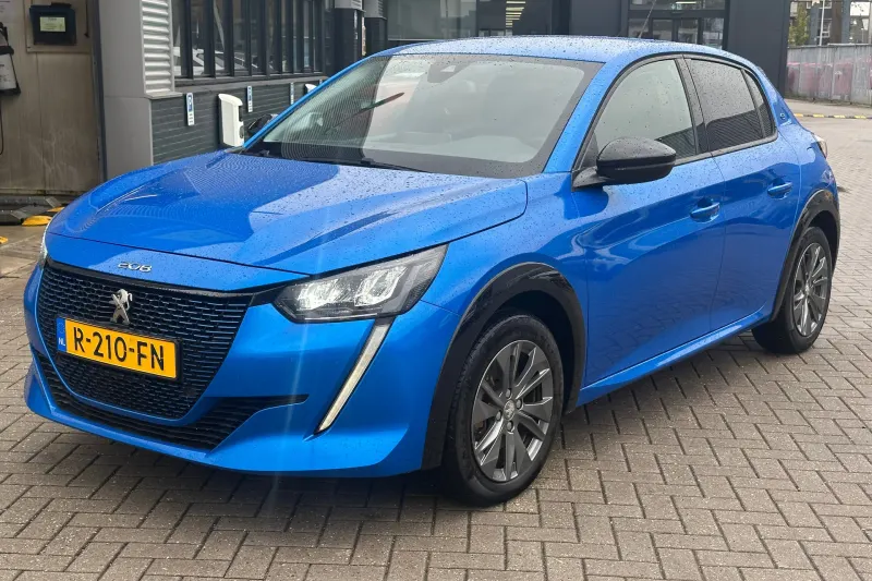 Peugeot e-208 (2022)